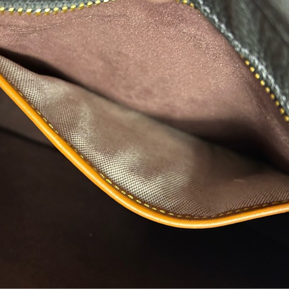 Coach Emery Crossbody Bag in Polished Leather, Like New ⭐️Verified Authentic⭐️ - Picture 10 of 11